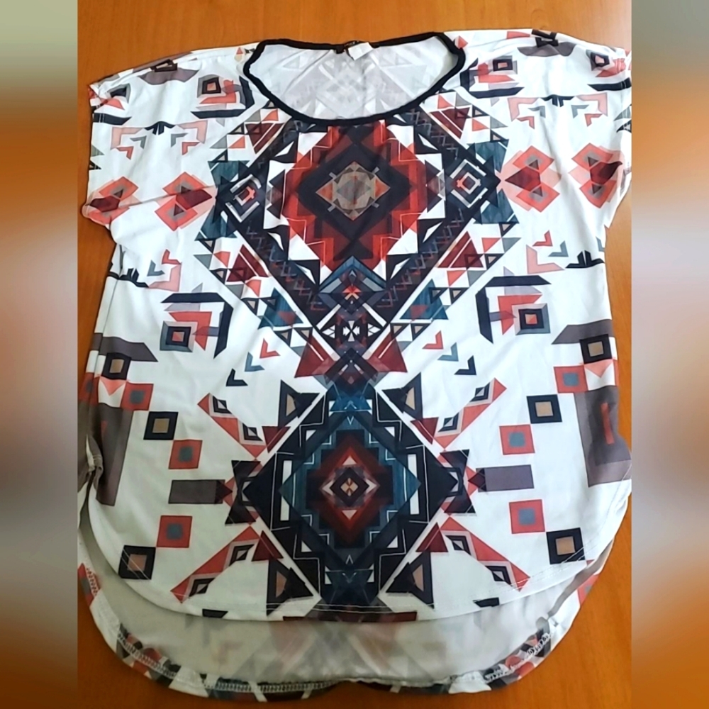 Colorful Geometric Top